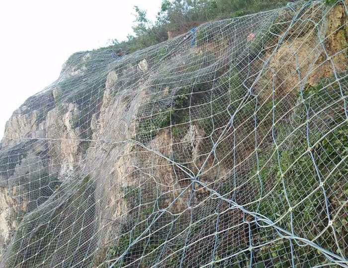 山體邊坡防護網